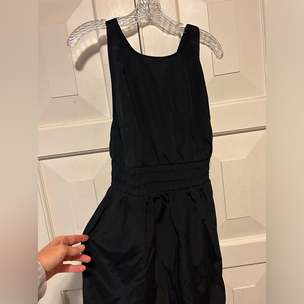 New “a new day” black halter dress-sz LG